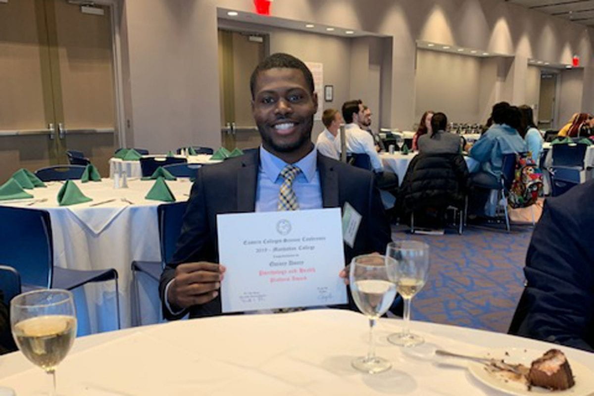 Seidenberg Student Receives an Award at Eastern Colleges Science Conference